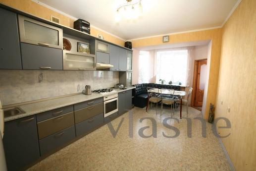 2-bedroom apartment in the South, Yuzhny - apartment by the day