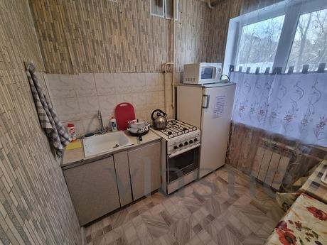 2-room apartment Gagarin 8 line 13, Zlatoust - apartment by the day