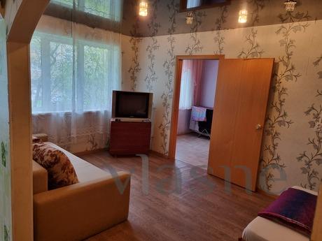 2-room apartment on Gagarina, Zlatoust - apartment by the day