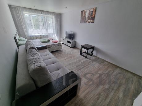 1-room apartment 3rd microdistrict 24, Zlatoust - apartment by the day