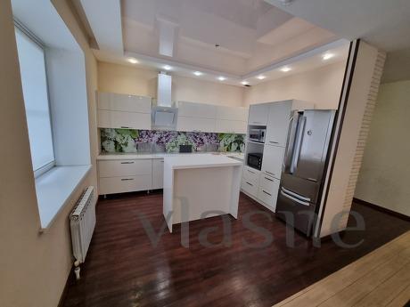 5-комнатные апартаменты в гостевом доме 5-комнатные апартаменты в гостевом доме, Златоуст - квартира посуточно