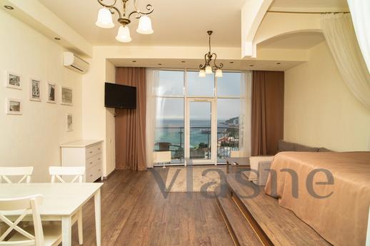 Daily brigantine 103, Yalta - apartment by the day