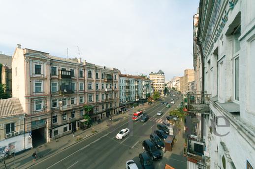 Two-level studio loft in the center of K, Kyiv - apartment by the day