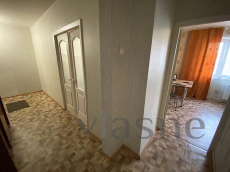 Apartment for rent on Linear 107, Krasnoyarsk - apartment by the day