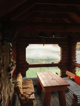 Уютный гостевой домик - шале, расположенный в центре Рощино,