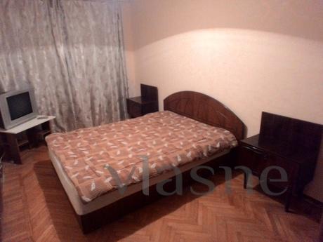 treshka in Kharkov, Kharkiv - apartment by the day