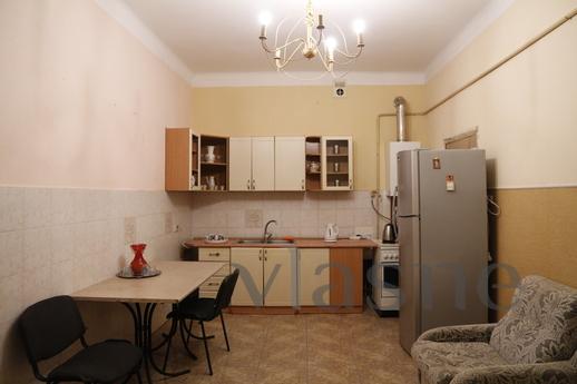 Aparthotel for daily rent in Chernivtsi, Chernivtsi - apartment by the day