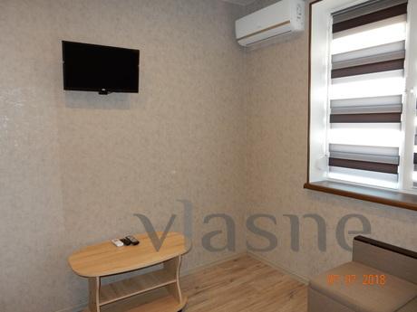 2 bedroom apartment for rent, Chernomorsk (Illichivsk) - apartment by the day