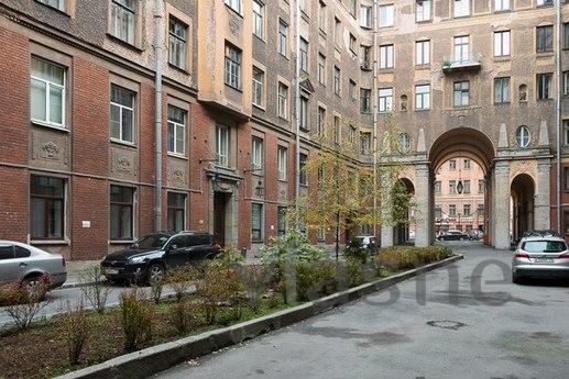 Cozy apartment in the center, Saint Petersburg - apartment by the day