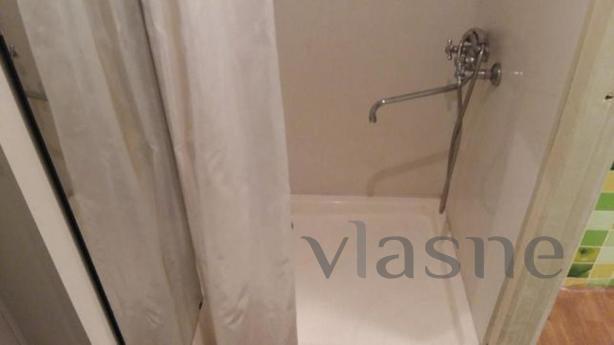 Rent a small apartment near Oschadbank, Kurakhove - apartment by the day