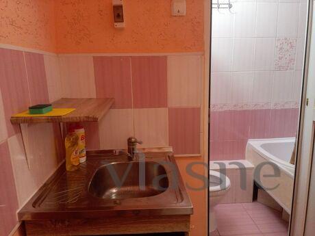 Rent without intermediaries Ilyichevsk 1, Chernomorsk (Illichivsk) - apartment by the day