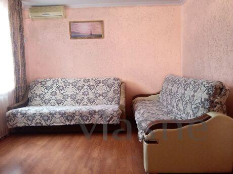 Rent without intermediaries Ilyichevsk 1, Chernomorsk (Illichivsk) - apartment by the day