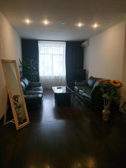 Two bedroom apartment, Kyiv - apartment by the day