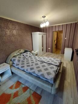 2 bedroom apartment for rent, Berehove, Berehovo - apartment by the day