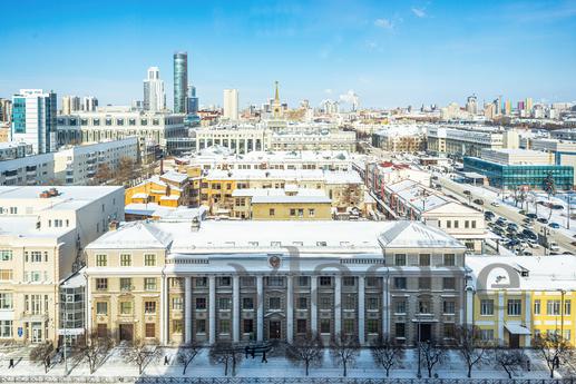 Видовые апартаменты в центре города, Екатеринбург - квартира посуточно