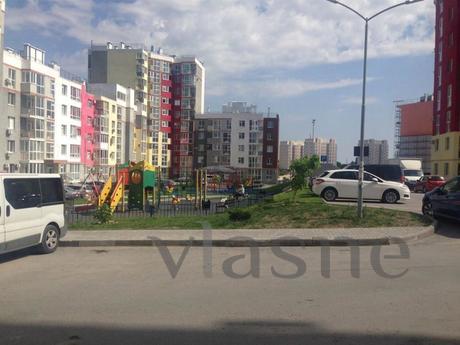 Daily st. Baturin, Simferopol - apartment by the day