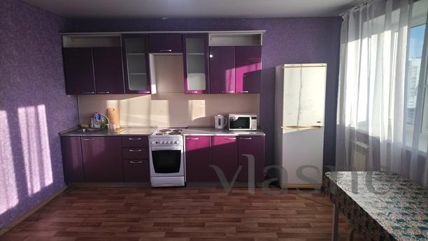 2 square district shopping center Crysta, Tyumen - apartment by the day