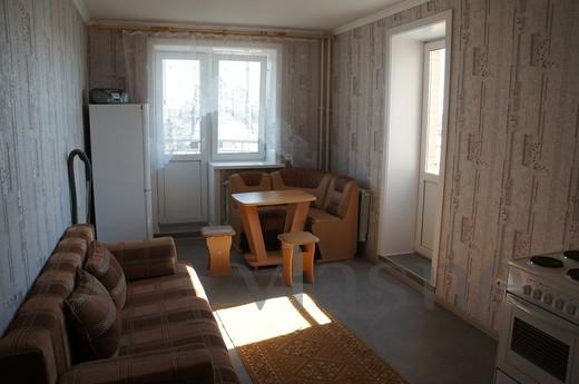 2 bedroom apartment, Irkutsk - apartment by the day