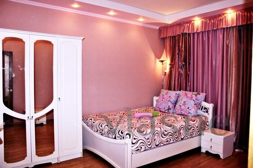 One bedroom apartment on Lomonosov, Saratov - apartment by the day