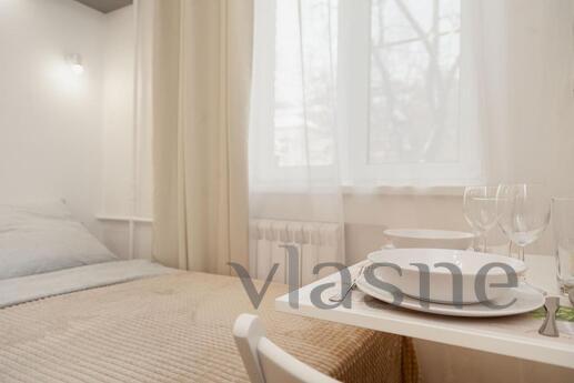 Cozy studio on B. Tatarskaya, Moscow - apartment by the day