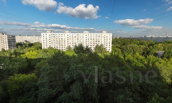Excellent 2-kk sq. m. Academician Yangel, Moscow - apartment by the day