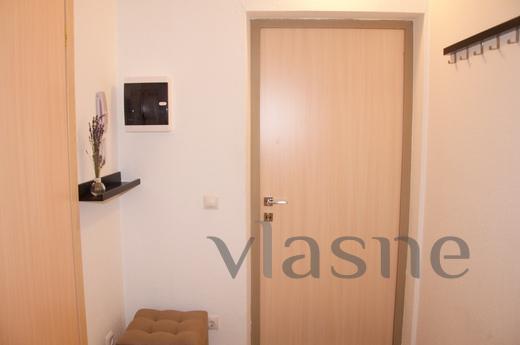 Studio in the city center with a great v, Yekaterinburg - apartment by the day
