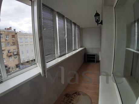 Apartment in the very center of Kiev, Kyiv - apartment by the day