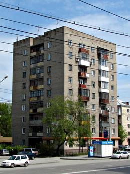 2 rooms apartment in the center of Novos, Novosibirsk - apartment by the day