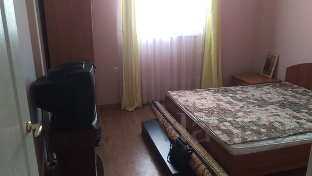 Rent a cottage on the beach, 50m to the, Odessa - apartment by the day