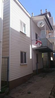 Rent a cottage on the beach, 50m to the, Odessa - apartment by the day
