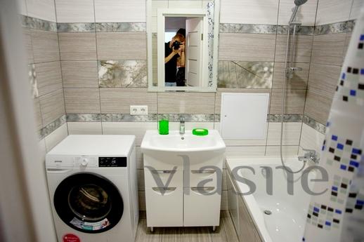 New 2nd apartment is waiting for you!, Yuzhny - apartment by the day