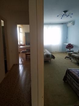 2-bedroom apartment 5 minutes from the s, Alupka - apartment by the day