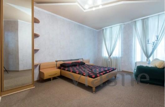 Apartment in the center of Kharkov, Kharkiv - apartment by the day