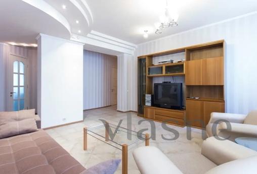 Apartment in the center of Kharkov, Kharkiv - apartment by the day