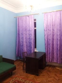 Rent 2-room apartment in the center, (me, Kharkiv - apartment by the day