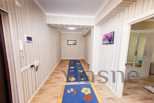 For rent 2 bedroom apartment in resident, Almaty - apartment by the day