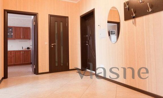 Large 2-bedroom, 5 min metro Pozniaky, Kyiv - apartment by the day