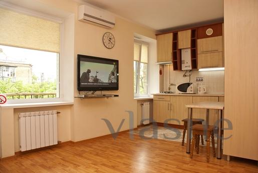 3 min. from subway, Kyiv - apartment by the day