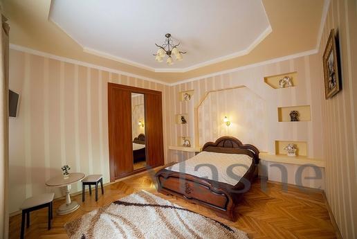 We offer you apartment, which is located in the historic cen