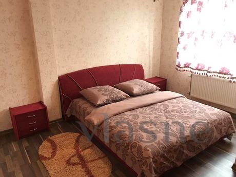 3-rooms. daily. Uzhhorod-pl. Sh. Petofi, Uzhhorod - apartment by the day