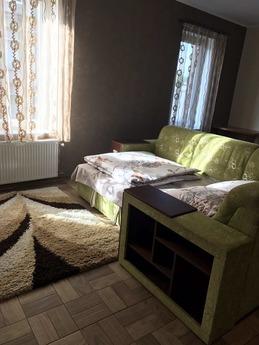 3-rooms. daily. Uzhhorod-pl. Sh. Petofi, Uzhhorod - apartment by the day