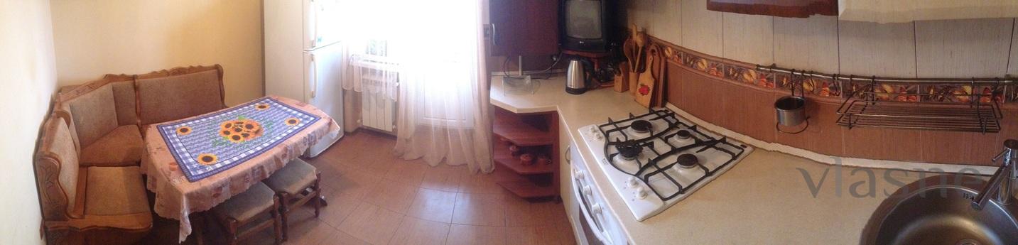 Apartment for rent. 2 rooms Uzhhorod, Uzhhorod - apartment by the day