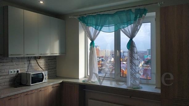 View apartment, panoramic window, 9th fl, Kryukovshina - apartment by the day