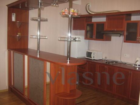 Renovation, modern furniture, all appliances, cable TV, inte