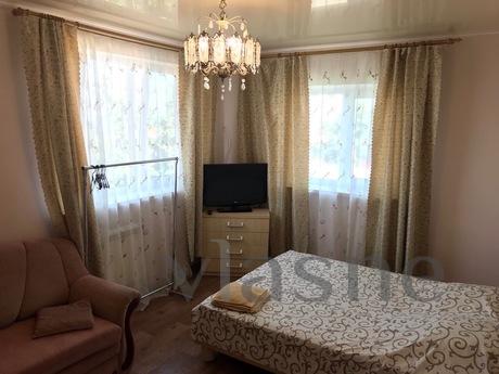 Room in the house, Terrace with pool and green courtyard. Ga