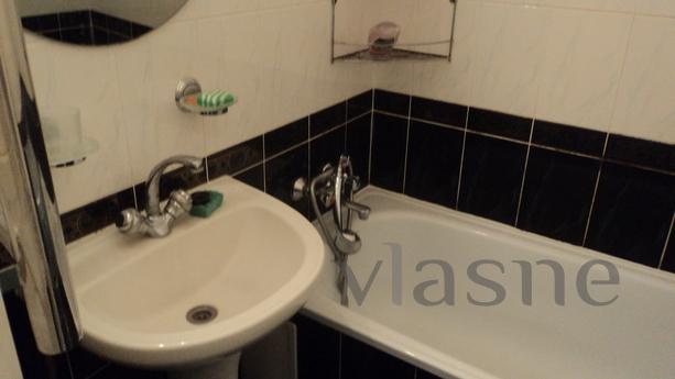 VIP 3 -bedroom apartment, Uzhhorod - apartment by the day