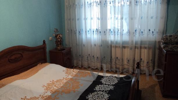 VIP 3 -bedroom apartment, Uzhhorod - apartment by the day