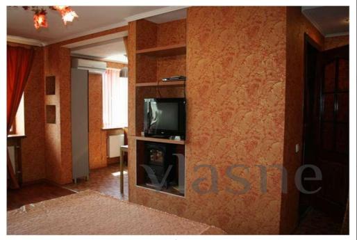 1-room apartment on the Kharkov Embankme, Kharkiv - apartment by the day