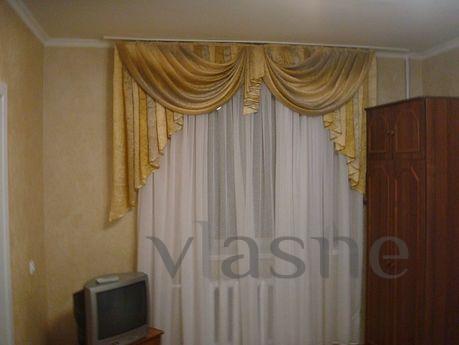 comfortable apartment at moderate price, Mykolaiv - apartment by the day