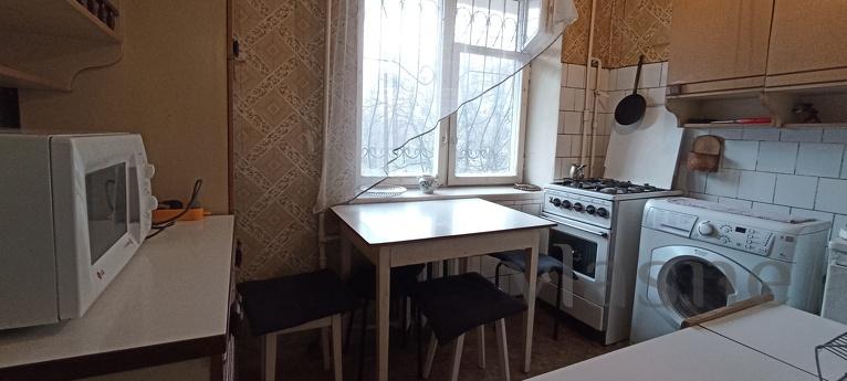 3-комнатная квартира.Метро Левобережная, Киев - квартира посуточно